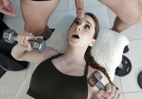 Cô Gái Tập Gym Nóng Bỏng Thèm Khát Cặc Khổng Lồ